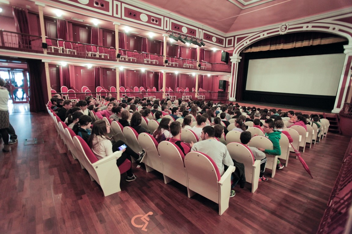 Teatro Salón Cervantes durante la proyección de Idiomas en Corto (Inglés)